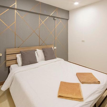 Gems Park Don Mueang Airport And Bts Banguecoque Exterior foto
